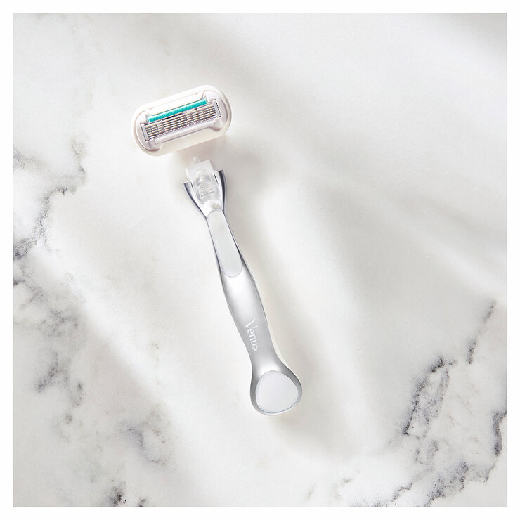 Gillette Venus Deluxe Smooth Sensitive Rastrillo para Afeitar Desechable 11 pzas — Imagen 2 de 4