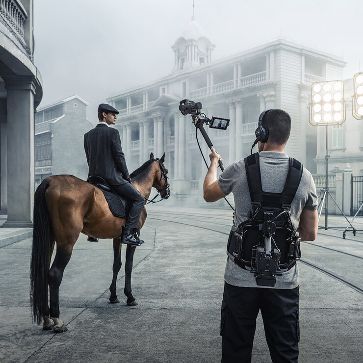 DJI RS 3 Combo — Imagen 2 de 4
