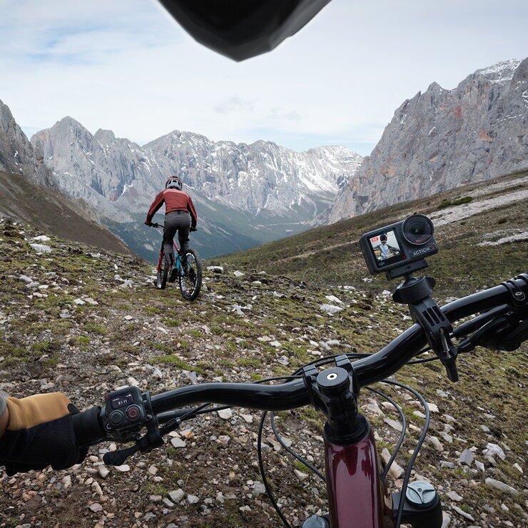 DJI Osmo Action 4 Adventure Combo — Imagen 3 de 4