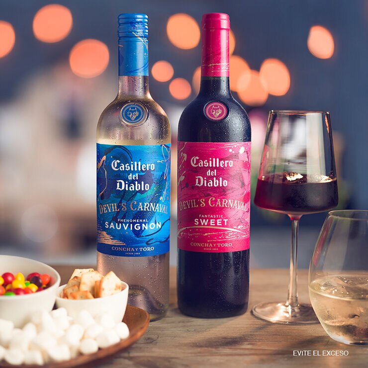 Vinos Tinto y Blanco Casillero del Diablo Devil's Carnaval 4/750 ml — Imagen 3 de 4