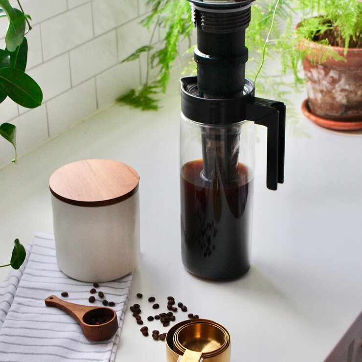 Takeya Cafetera Para Preparar Café en Frío 1.8L — Imagen 2 de 4