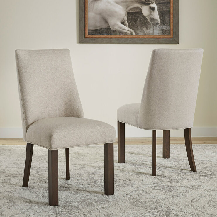 Universal Broadmoore, Juego de Comedor de 9 Piezas — Imagen 2 de 4