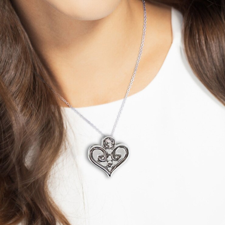 Mayfer, Dije en Forma de Corazón con Cristal Austríaco — Imagen 2 de 2