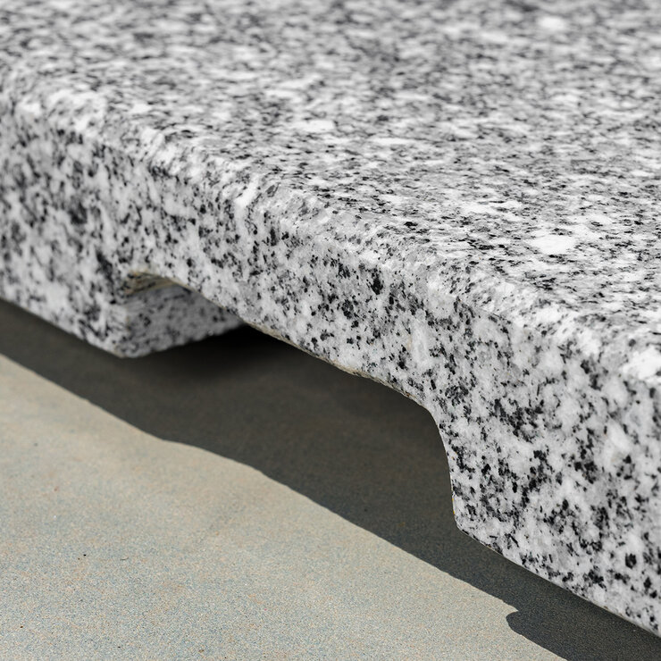 Sunvilla, Pembrooke Base de granito para sombrilla  — Imagen 2 de 4