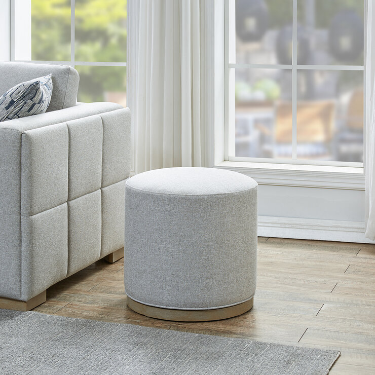 Synergy Home Furnishings, Otomano Giratorio de Tela — Imagen 1 de 4