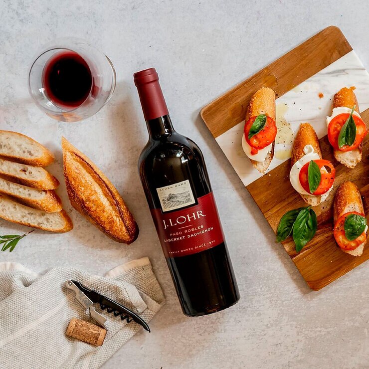Vino Tinto J Lohr Cabernet Sauvignon 750 ml — Imagen 2 de 4