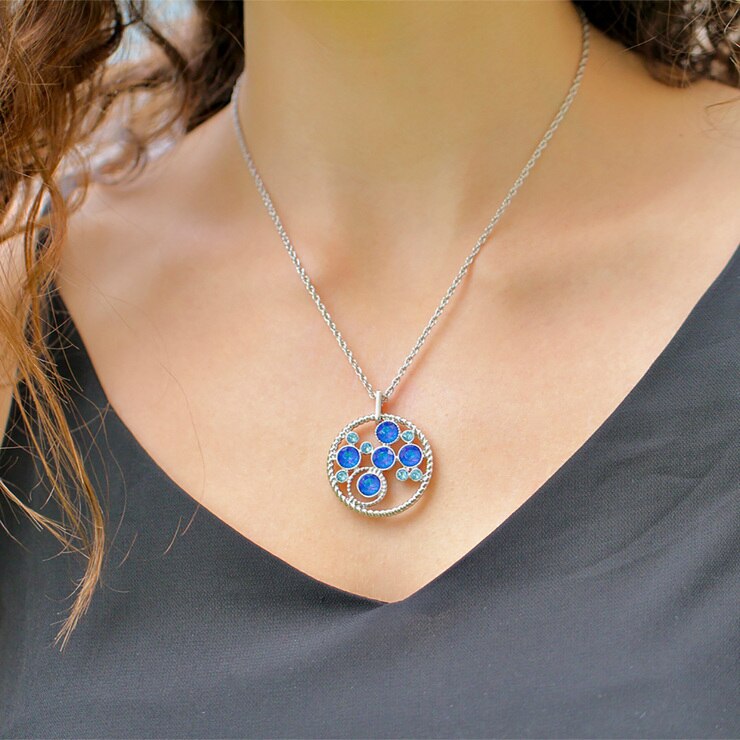 Juego de  Aretes y Collar de Metal con Dije en Forma de Círculo, con  Cristal Austríaco — Imagen 3 de 4