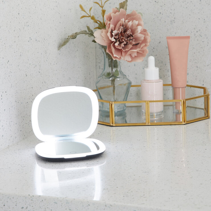 Glo Tech Espejo Compacto con Luz LED — Imagen 1 de 4