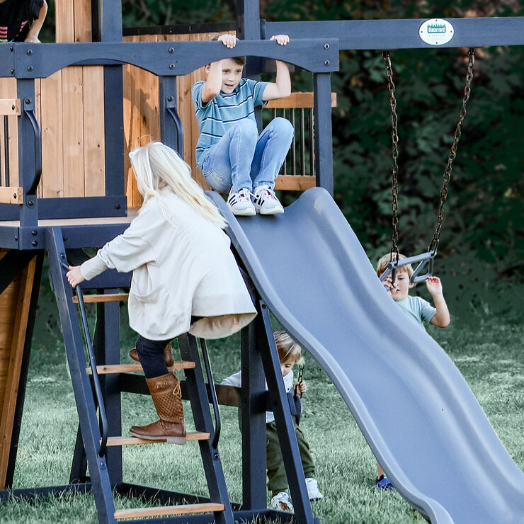 Backyard Discovery Centro de Juegos Timber Crossing — Imagen 3 de 4