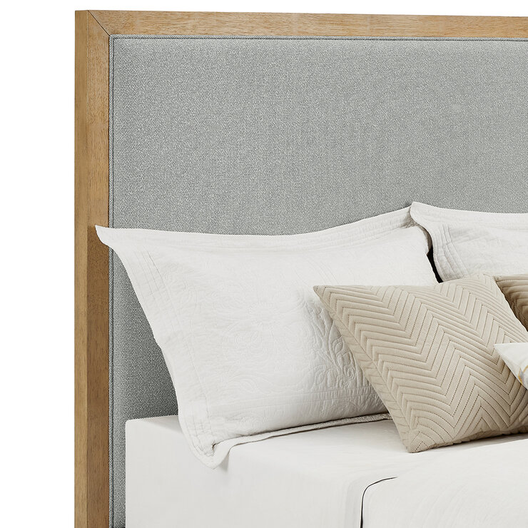 Henredon, Cama Queen con Tapizado de Tela Gris — Imagen 4 de 4