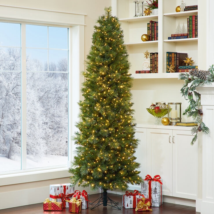 Árbol de Navidad Artificial Delgado de 2.2m  — Imagen 1 de 4