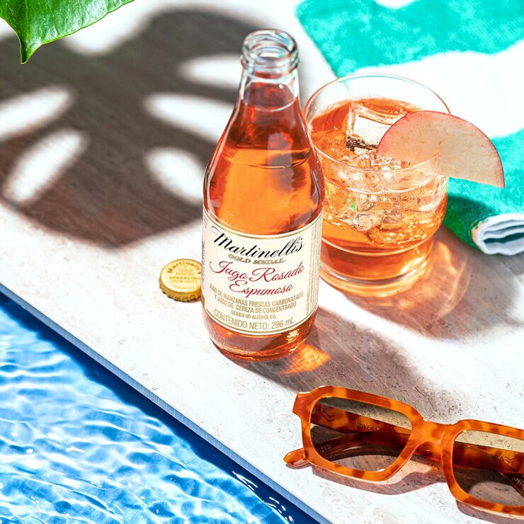 Martinelli's Jugo Rosado Espumoso 12 pzs de 296 ml — Imagen 2 de 2