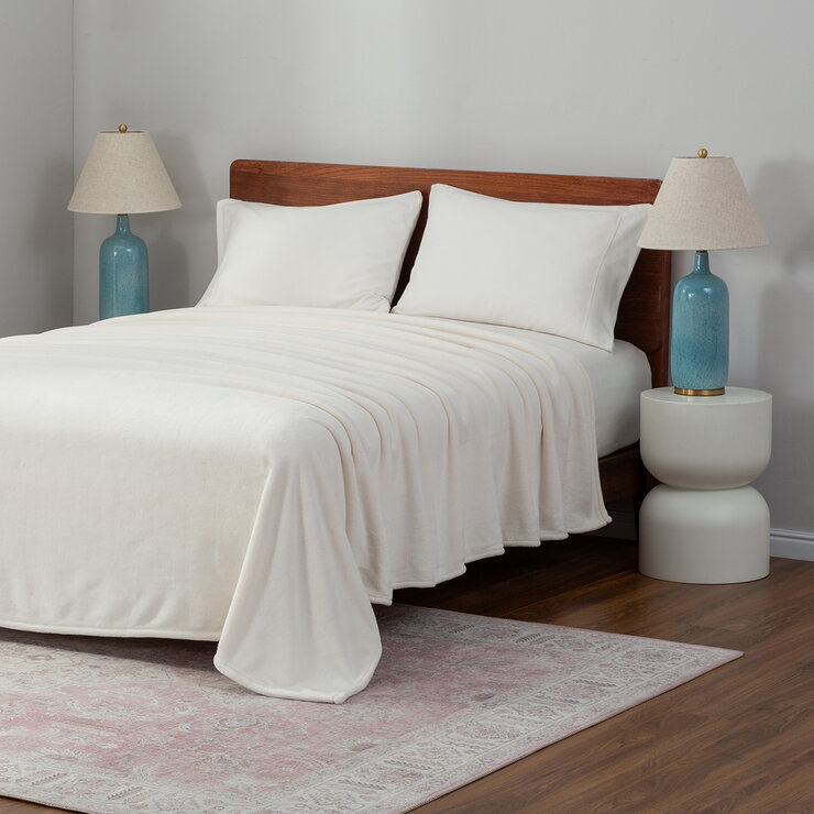 Luxe Loft, Cobija King 284cm x 234cm — Imagen 2 de 3