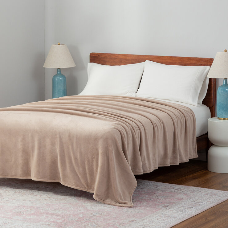 Luxe Loft, Cobija King 284cm x 234cm — Imagen 3 de 3
