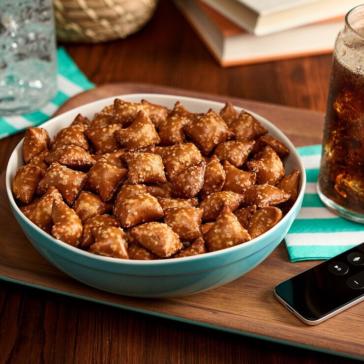 Kirkland Signature Pretzels Peanut Butter 1.56 Kg — Imagen 3 de 4