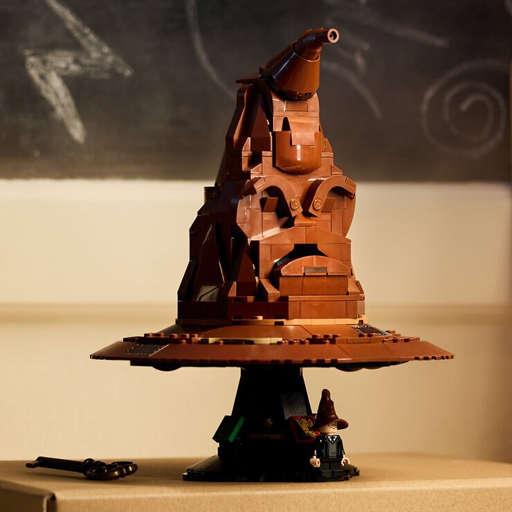 LEGO Harry Potter Sombrero Seleccionador Parlante  — Imagen 3 de 4