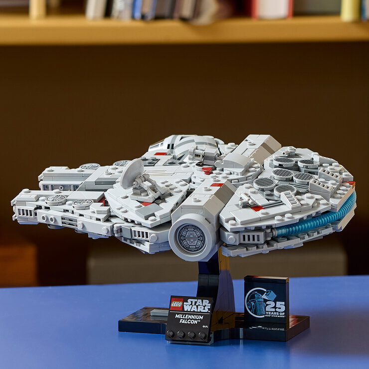LEGO Halcón Milenario  — Imagen 3 de 4