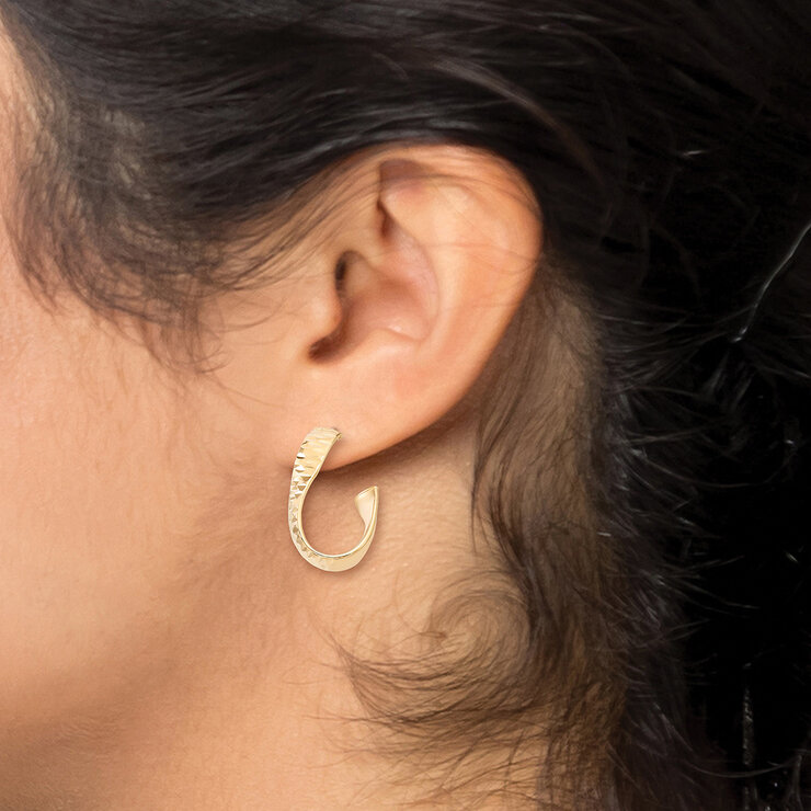 Arracadas Ovaladas Retorcidas, Oro Amarillo de 14K — Imagen 3 de 4