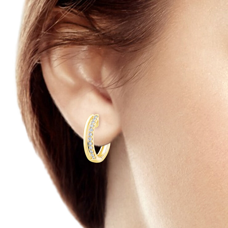 Arracadas de Diamantes .15ctw, Corte Redondo Brillante, Oro Amarillo de 14K — Imagen 3 de 4