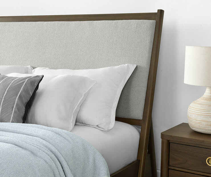 Northridge Home, Weston Park, Cama Queen — Imagen 3 de 4