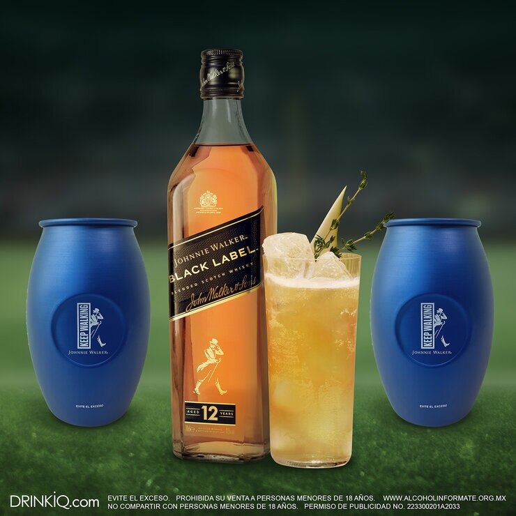 Whisky Johnnie Walker Black Label Blended Scotch 750ml + Vaso de Edición Limitada — Imagen 2 de 3