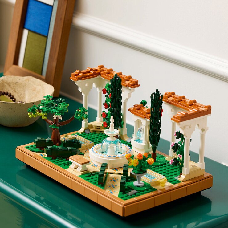 LEGO Icons Jardín con Fuente — Imagen 3 de 4