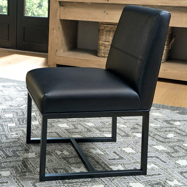 Universal Broadmoore, Tatum, Juego de Comedor de 5 piezas — Imagen 4 de 4
