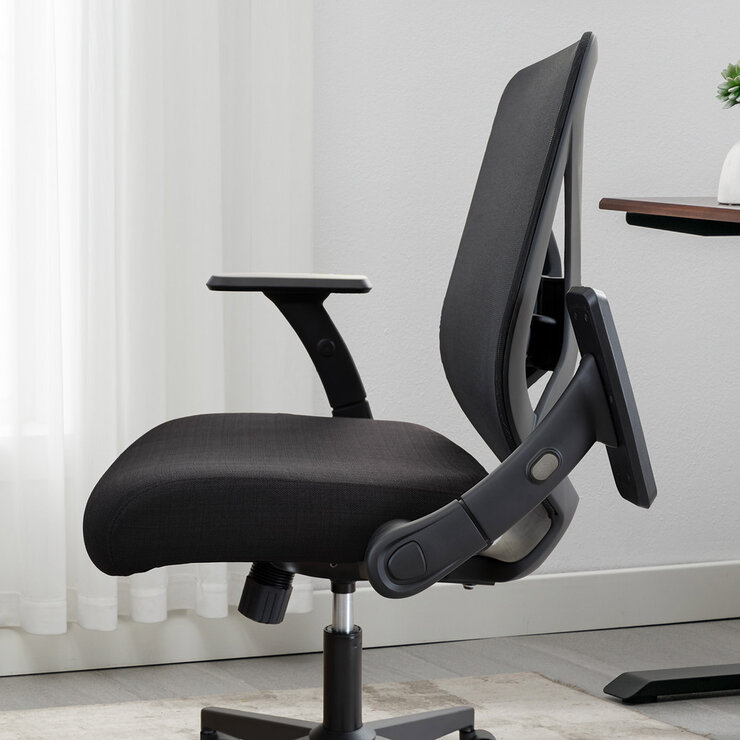 True Innovations, Silla de Malla con Brazos Abatibles — Imagen 1 de 4