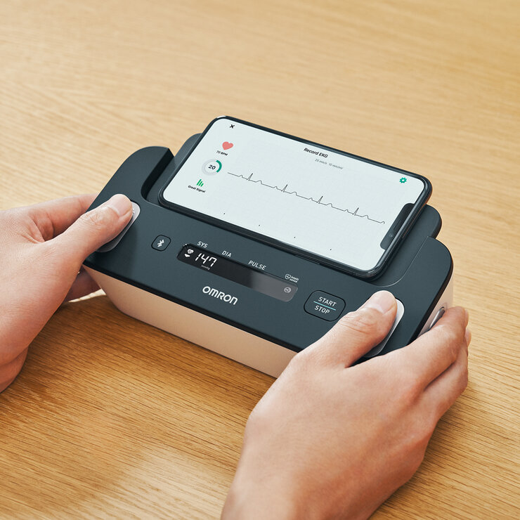 Omron Monitor de presión arterial automático de brazo + ECG HEM-7530T — Imagen 4 de 4