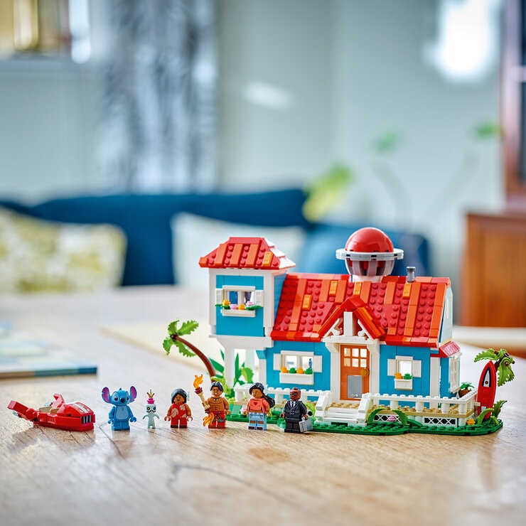 LEGO Stitch Casa de la Playa — Imagen 2 de 4