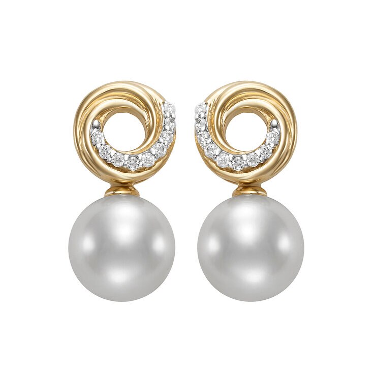 Aretes de Perlas Cultivadas, 7.5-8.0mm, con Diamantes .07ctw, Oro Amarillo de 14K — Imagen 2 de 4