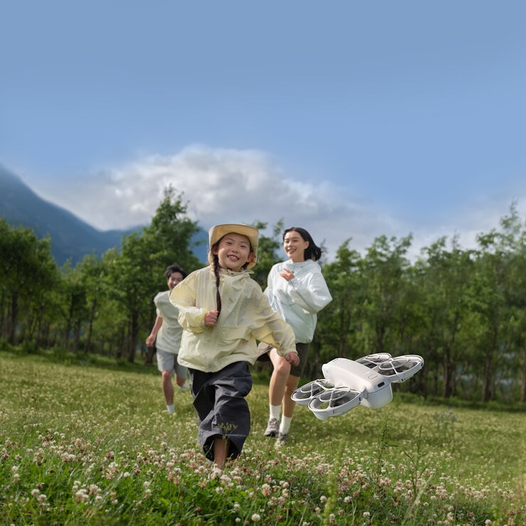 DJI Neo Fly More Combo — Imagen 4 de 4