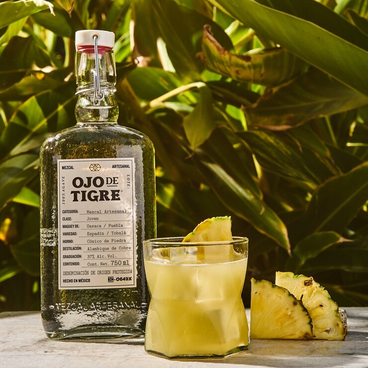 Mezcal Ojo de Tigre Joven 750ml + 200ml — Imagen 4 de 4