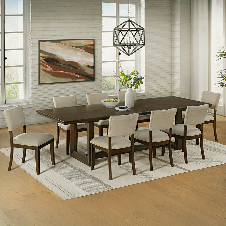 Universal Broadmoore, Wilde, Juego de Comedor de 9 piezas — Imagen 1 de 4