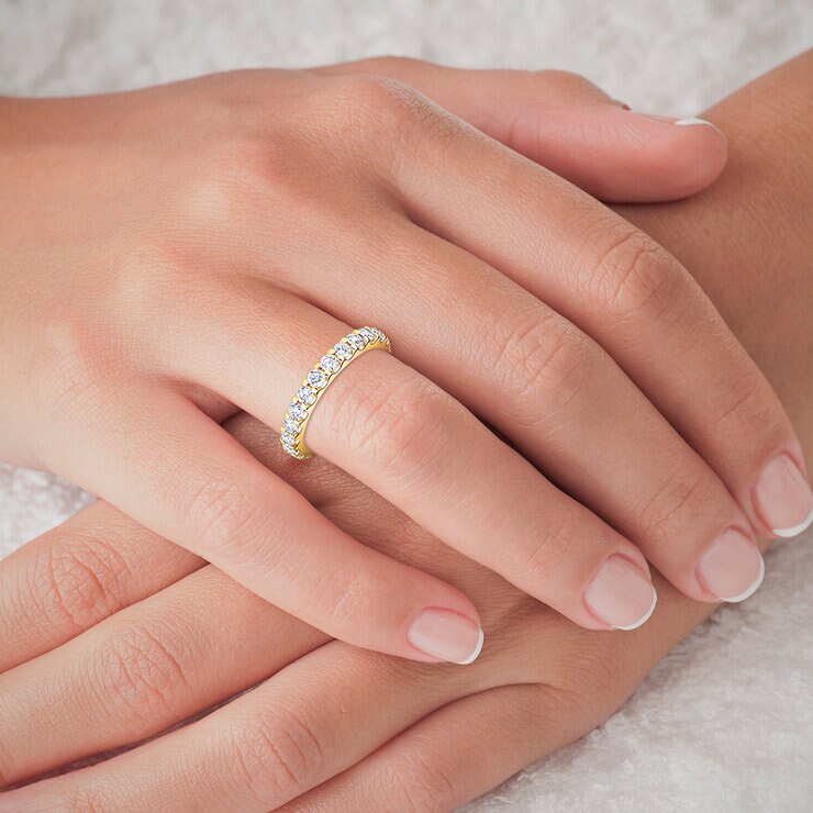 Anillo de Eternidad, 1.50ctw Diamantes, Oro Amarillo de 14K — Imagen 4 de 4