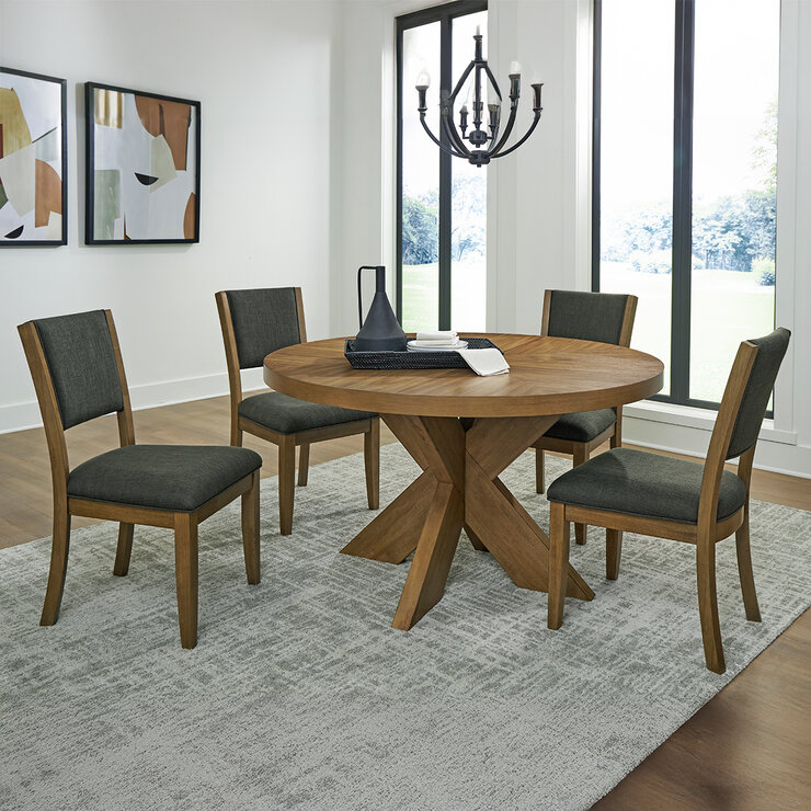 Universal Broadmoore, Zealand, Juego de comedor de 5 piezas — Imagen 1 de 4