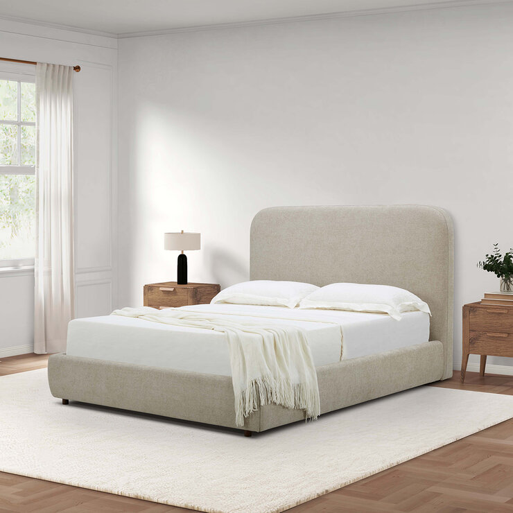 Aiden & Ivy, Cama Tamaño Queen Tapizada — Imagen 1 de 4