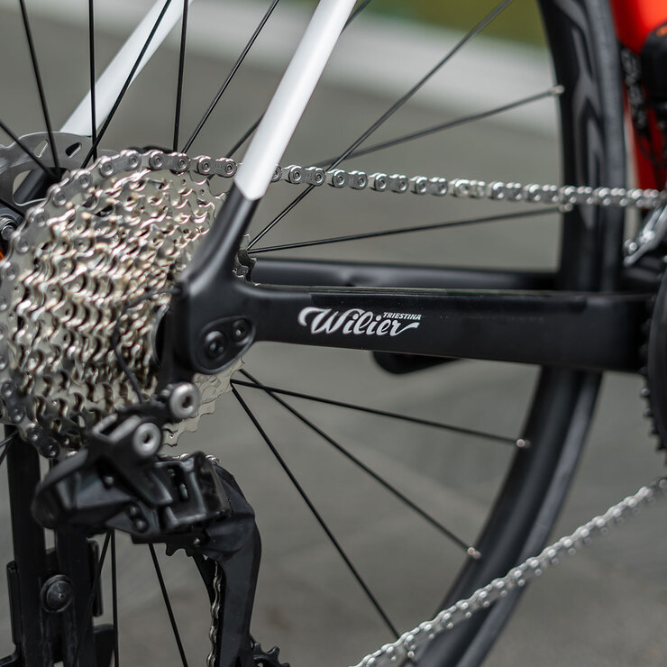 Wilier, Bicicleta Garda Disc 105 DI2 RS 171 Varias Tallas — Imagen 2 de 3