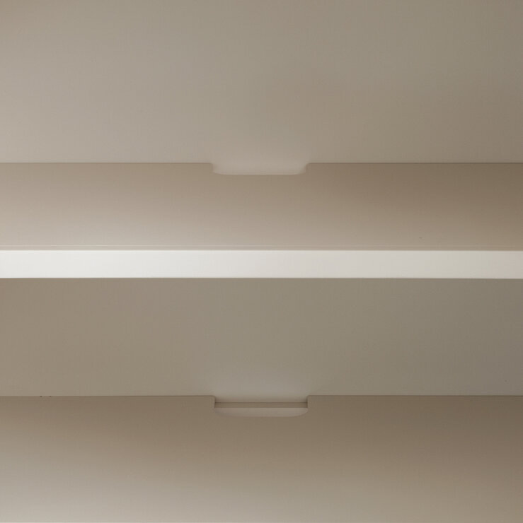 Pike & Main, Consola Decorativa — Imagen 4 de 4