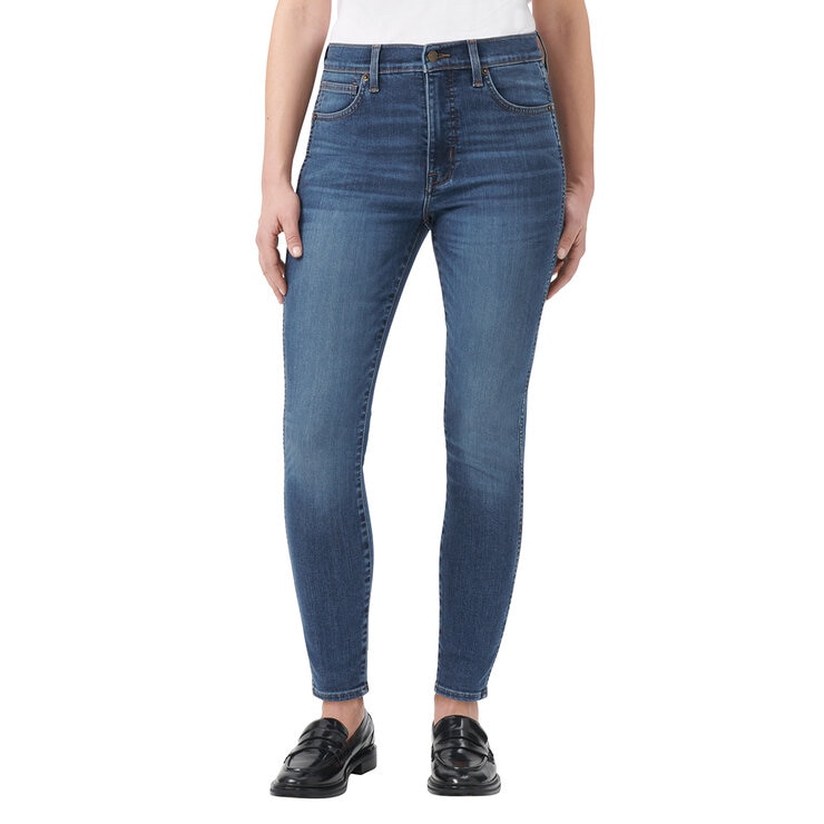 Kirkland Signature Jeans para Dama Varias Tallas y Colores — Imagen 1 de 3