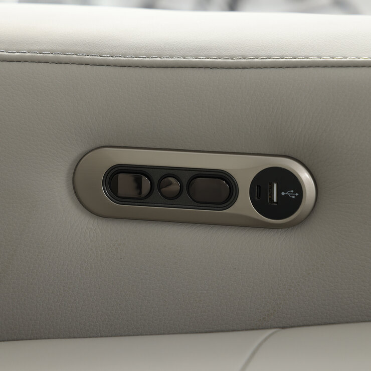 Simon Li Furniture, Sofá Reclinable de Piel con Sistema Eléctrico — Imagen 4 de 4