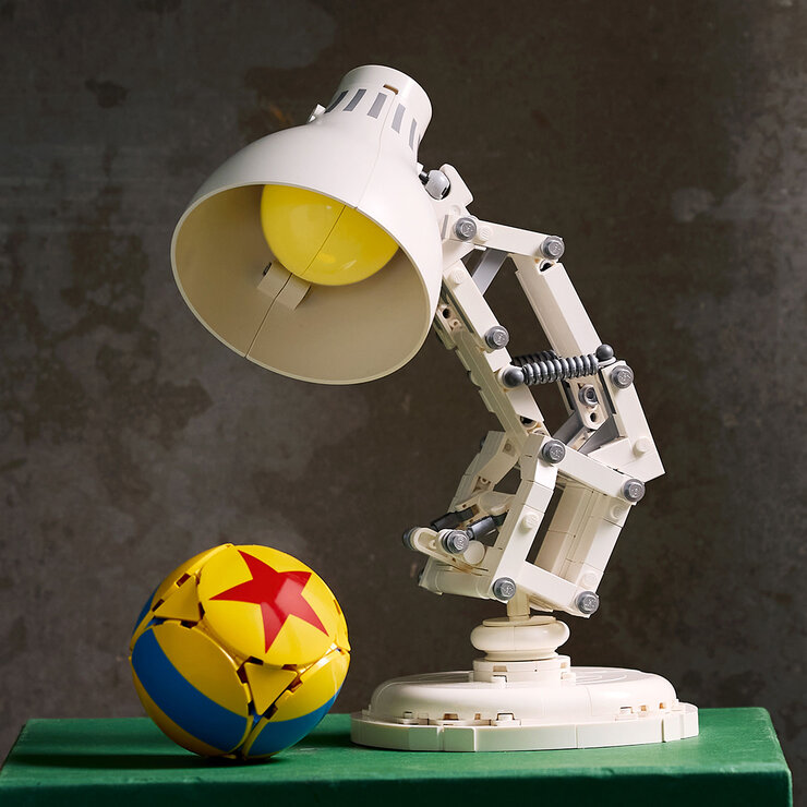 LEGO Disney Pixar Luxo Jr. — Imagen 3 de 4