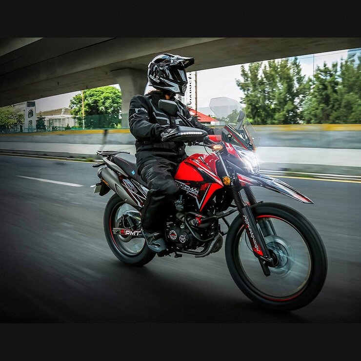 Vento Motocicleta Crossmax 250cc Rojo — Imagen 1 de 4
