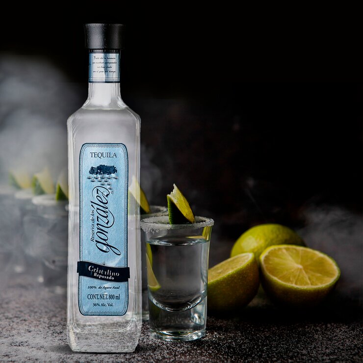 Tequila Reserva de los Gonzalez 800ml — Imagen 2 de 3