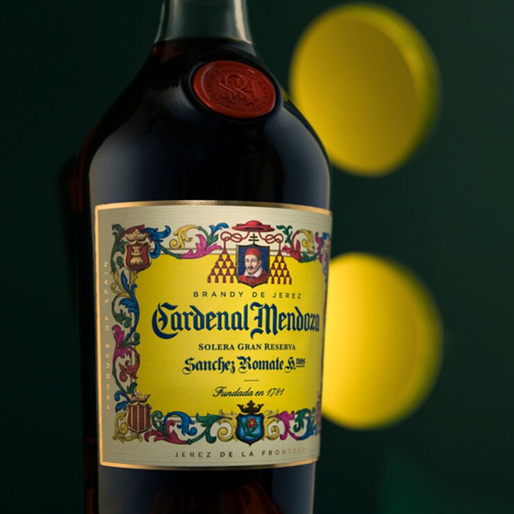 Brandy Cardenal Mendoza 750ml — Imagen 2 de 3