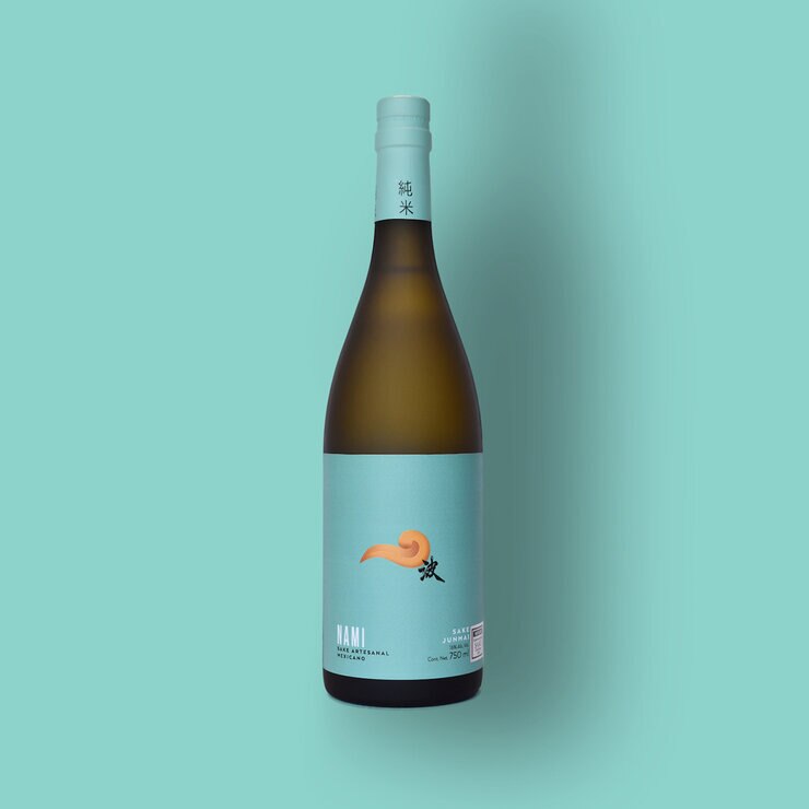 Sake Nami Junmai 750ml — Imagen 3 de 3