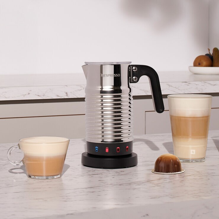 Nespresso, Aeroccino 4 Espumador de Leche — Imagen 1 de 4