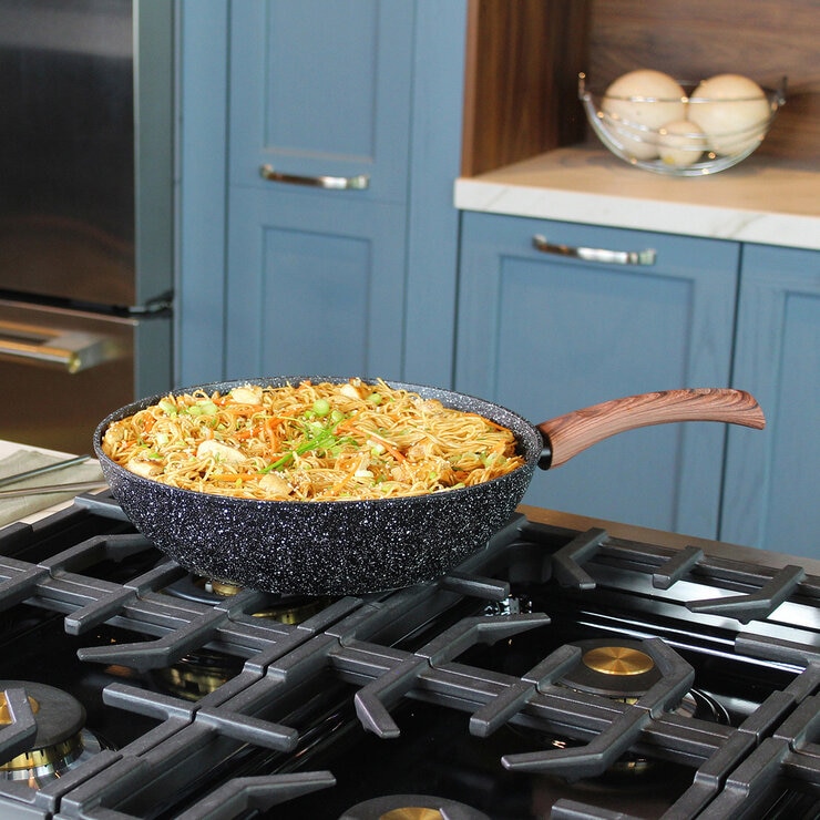 Westinghouse, Wok de 30 cm, Marmol Negro con Mango de Madera — Imagen 3 de 4