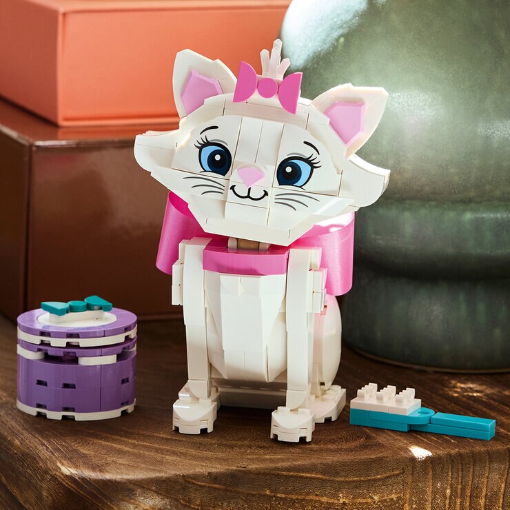 LEGO Disney Los Aristogatos: Adorable Marie — Imagen 3 de 4