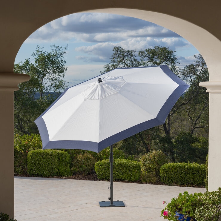 SunVilla, Sombrilla de 3.3 m Con Borde Color Blue